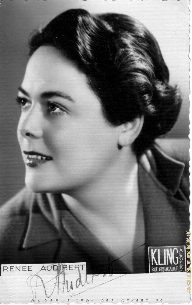 10 RENEE AUDIBERT DE LA TROUPE THEATRALE DE RADIO ALGER 1952.JPG